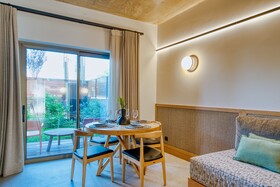 Capital Luxury Suites