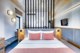 Capital Luxury Suites