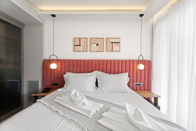 Ennea Muses Rooms & Suites