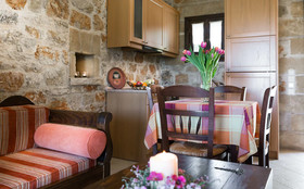 Klymeni Traditional Homes