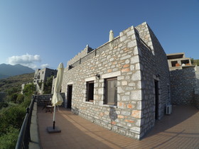 Onar Mani Suites