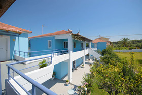 Dimitra Apartment Hotel