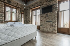 Acropolis Mystra Guesthouse