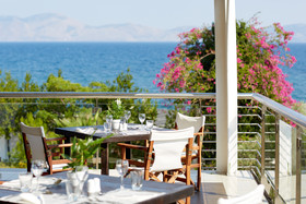 Hydra Beach Resort