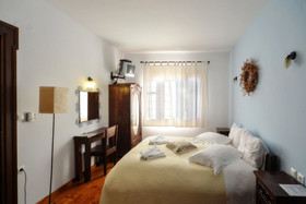Eos Traditional Guesthouse