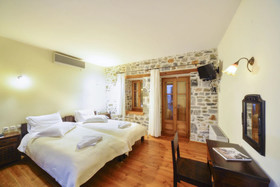 Eos Traditional Guesthouse