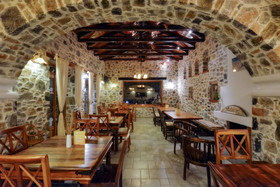 Eos Traditional Guesthouse