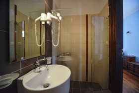 Eos Traditional Guesthouse