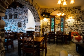 Eos Traditional Guesthouse