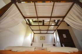 Eos Traditional Guesthouse