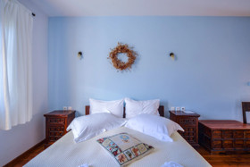 Eos Traditional Guesthouse
