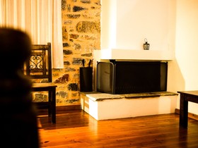 Eos Traditional Guesthouse