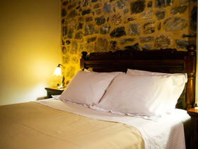Eos Traditional Guesthouse
