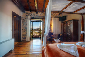 Eos Traditional Guesthouse