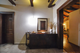 Eos Traditional Guesthouse