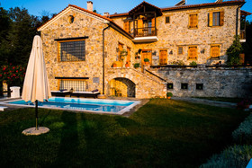 Eos Traditional Guesthouse