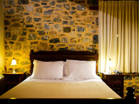 Eos Traditional Guesthouse