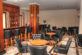 Grand Meteora Hotel
