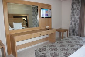 Grand Meteora Hotel