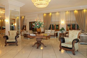Hotel Famissi