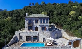 Dionysos Luxury Villa