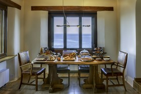 Dionysos Luxury Villa