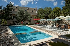 Villa Klados