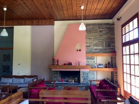 Hotel Pyli