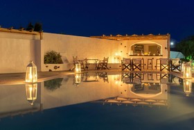 Calderas Dolphin Suites
