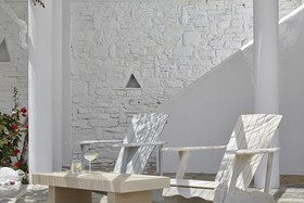 Mr & Mrs White Tinos