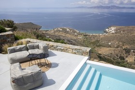 House G Kardiani Tinos