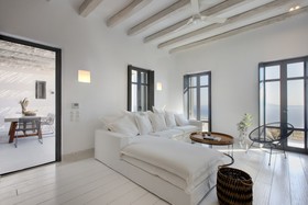 House G Kardiani Tinos