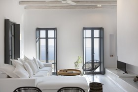 House G Kardiani Tinos