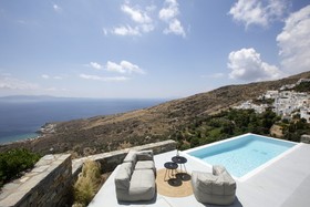 House G Kardiani Tinos