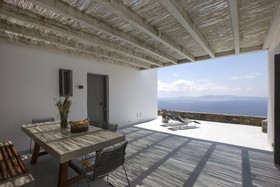 House G Kardiani Tinos