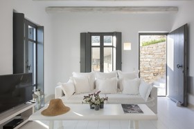 House Y Kardiani Tinos Cyclades