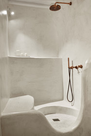 Living Theros Luxury Suites