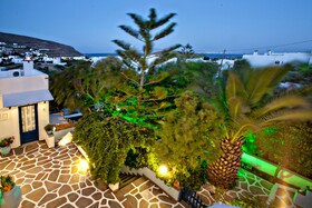 Irini Apartments & Studios