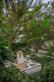 Irini Apartments & Studios