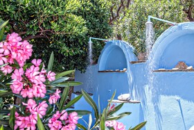 Irini Apartments & Studios