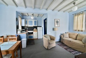 Glafki Studios & Suites