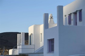Glafki Studios & Suites