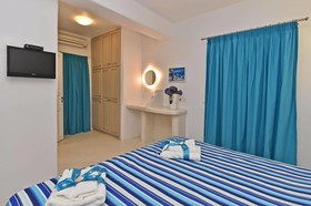 Tinos Aqua Palazzo