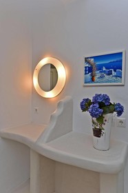 Tinos Aqua Palazzo