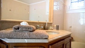 Tinoshomelidays Residences