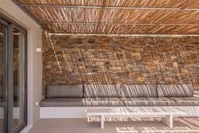 Yenesis Seaside Retreat