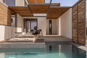 Yenesis Seaside Retreat