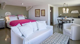 Aeolis Tinos Suites