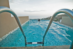 Aeolis Tinos Suites