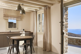 Aeolis Tinos Suites